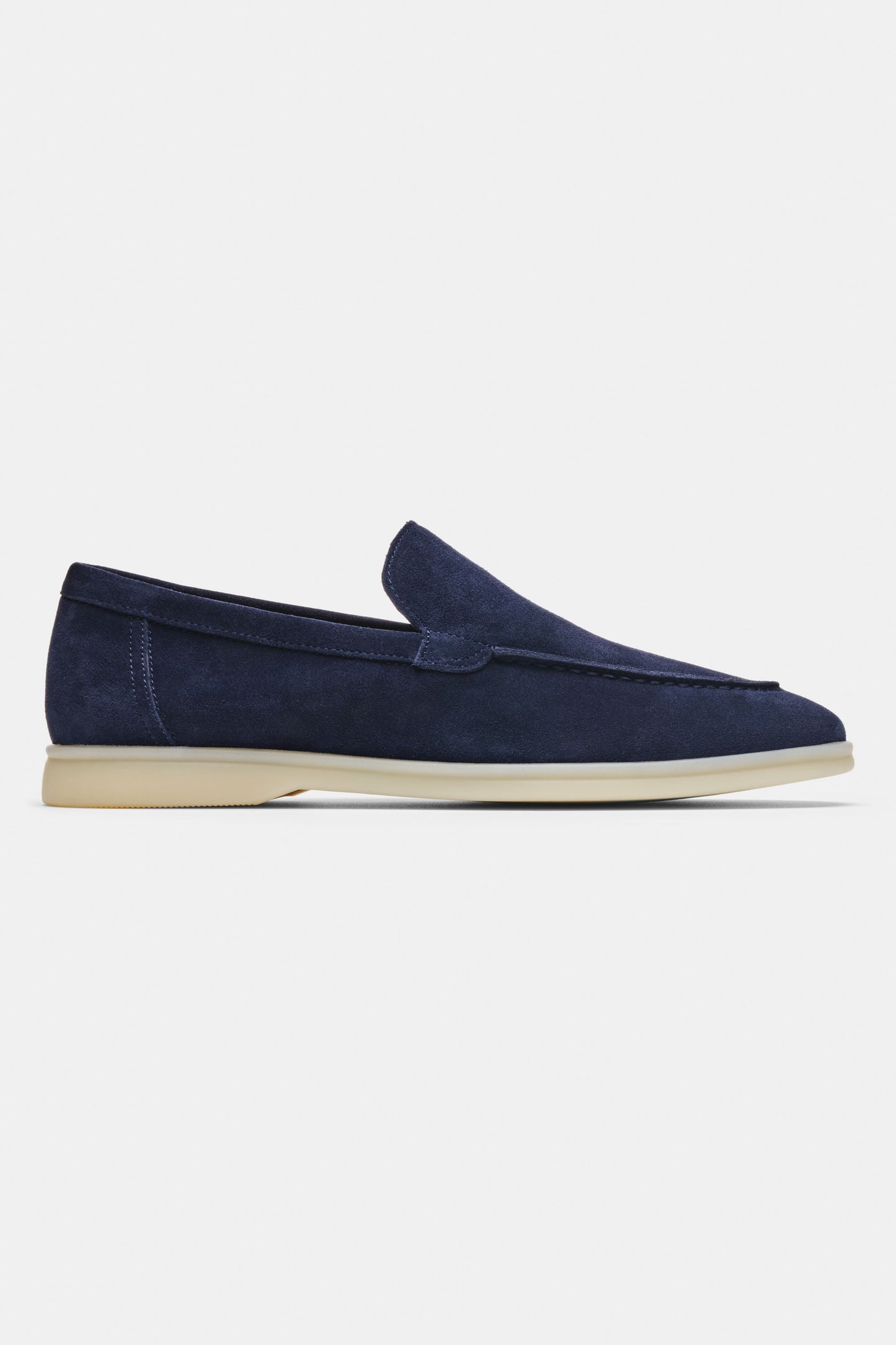 DER KLASSISCHE WILDLEDER-LOAFER