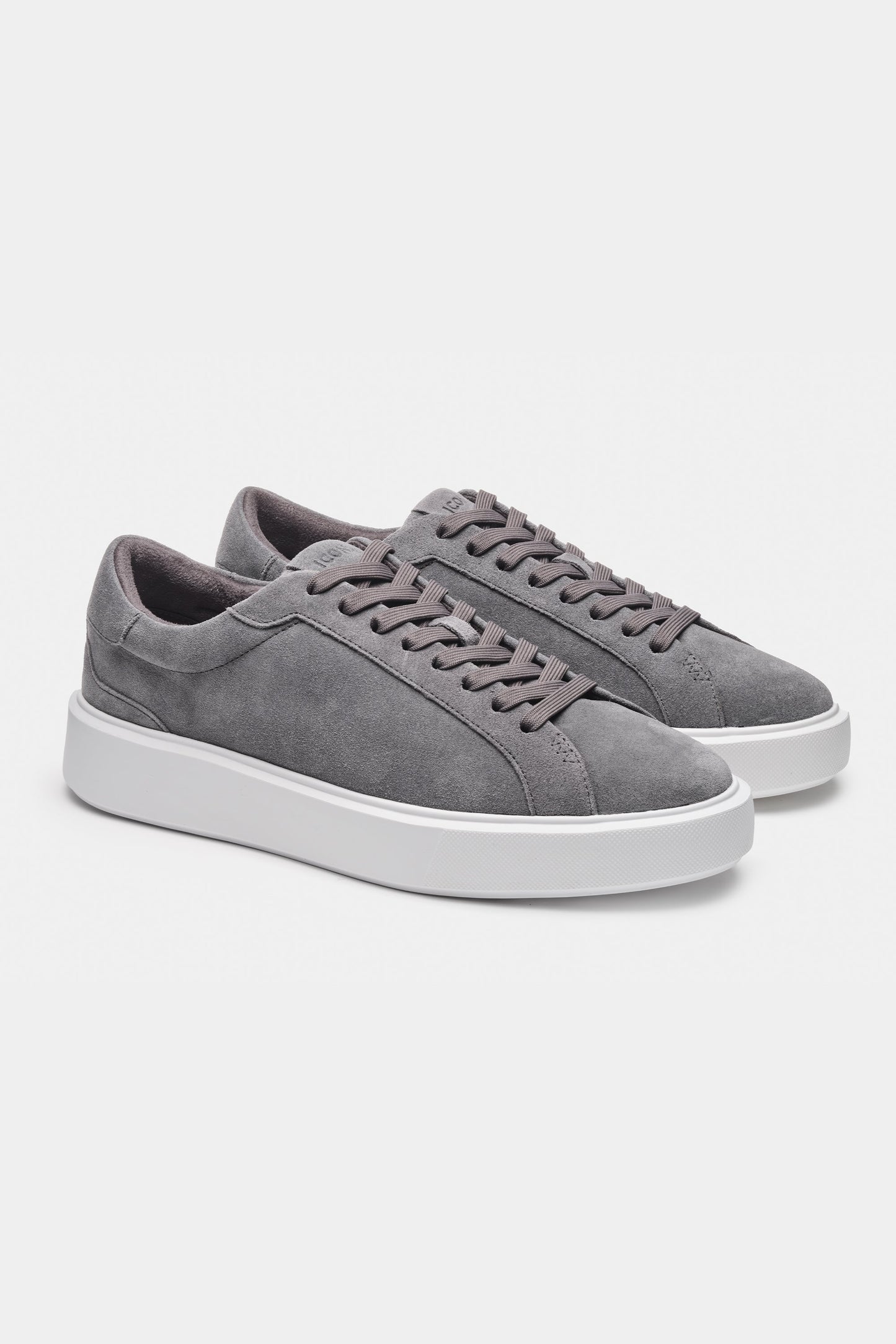 DER KLASSISCHE WILDLEDER-SNEAKER