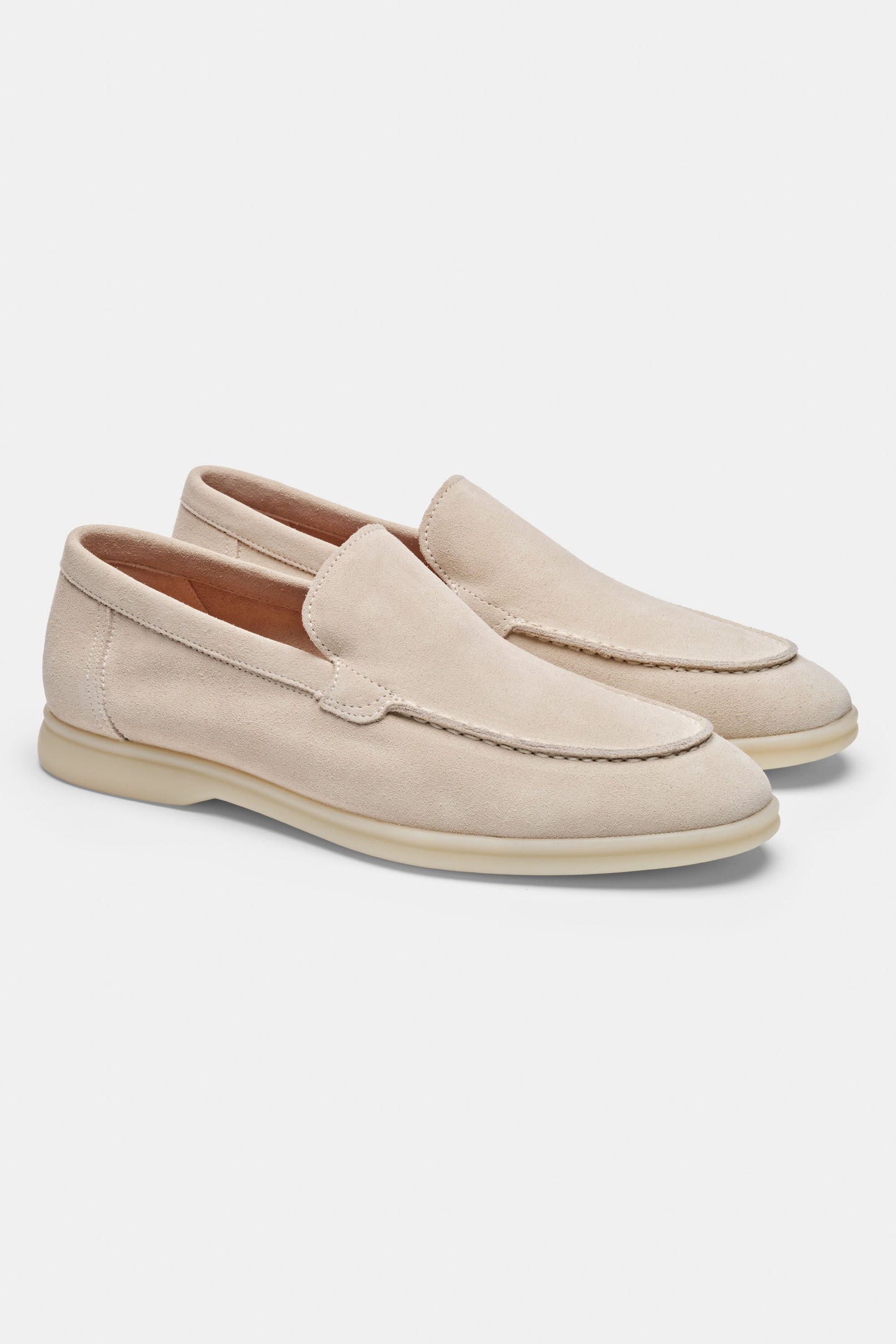 DER KLASSISCHE WILDLEDER-LOAFER