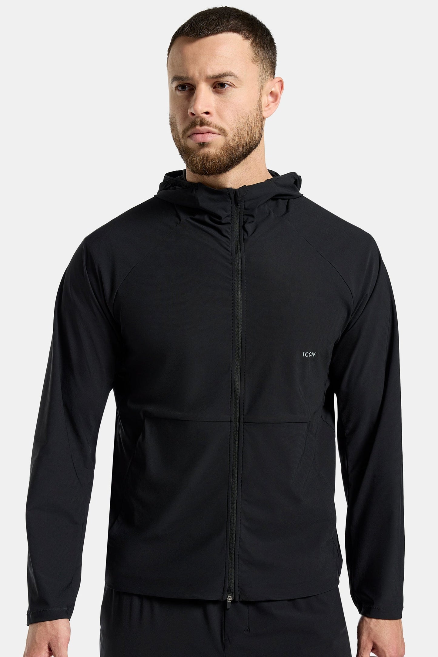 DIE AKTIVE KAPUZEN-WINDJACKE