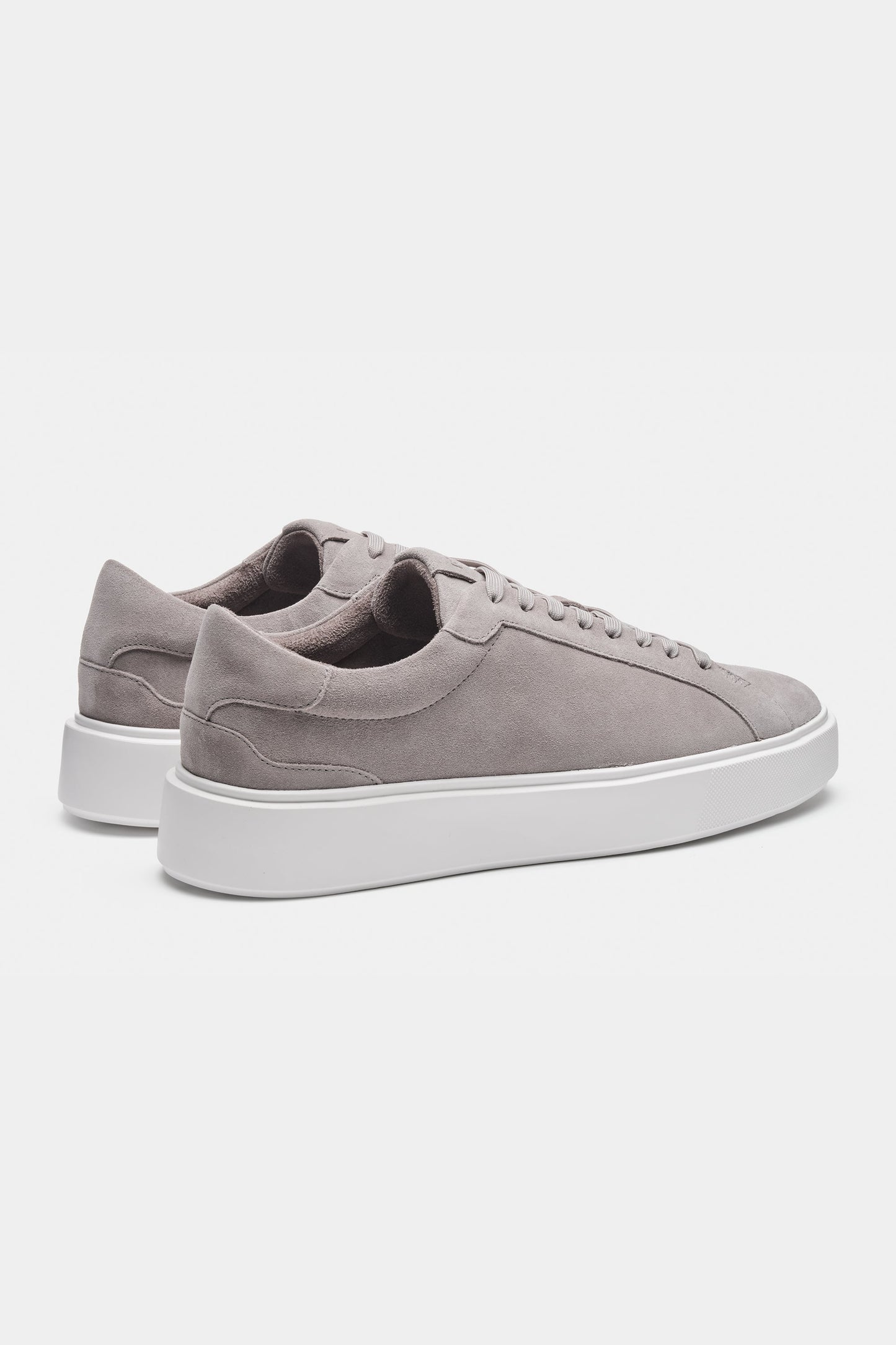 DER KLASSISCHE WILDLEDER-SNEAKER
