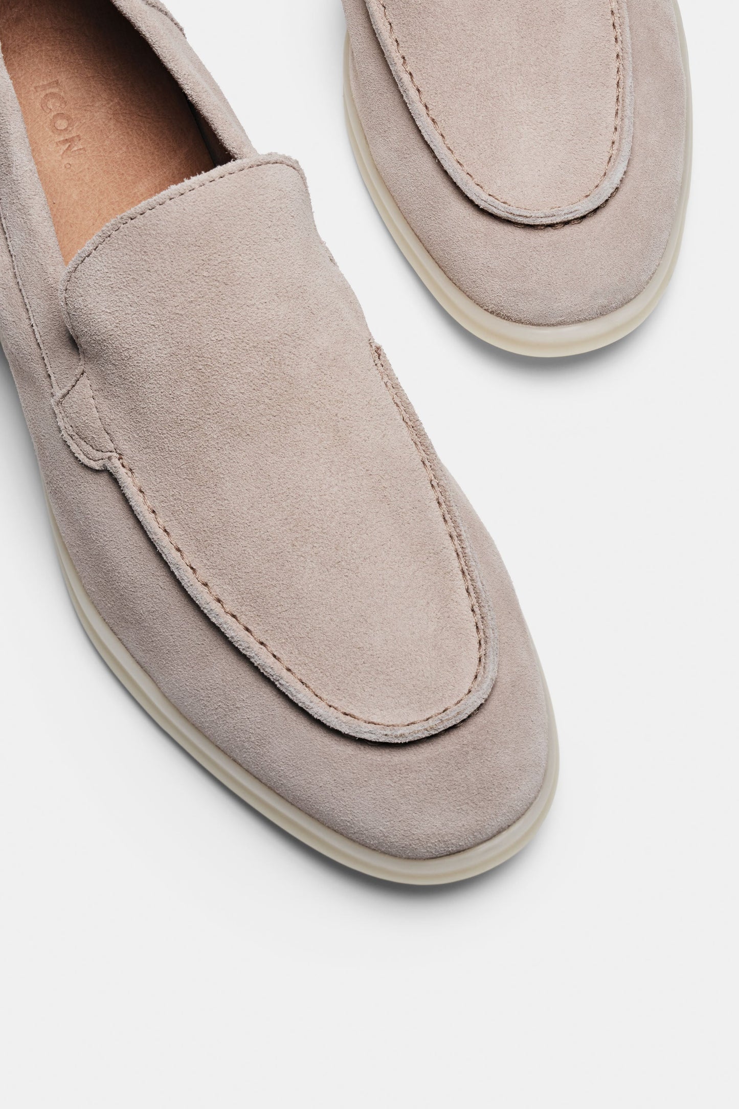 DER KLASSISCHE WILDLEDER-LOAFER