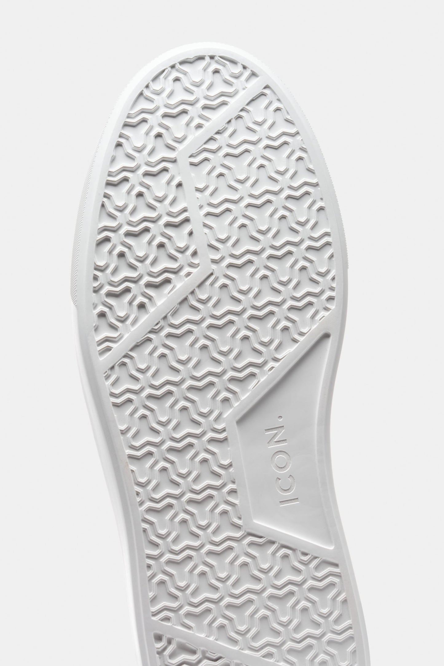 DER KLASSISCHE WILDLEDER-SNEAKER
